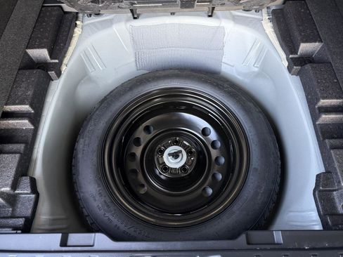 Used 2024 Subaru Outback Limited image 38