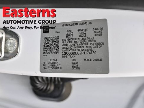 Used 2023 Chevrolet Colorado W/T RWD image 32