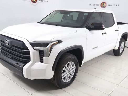 Used 2024 Toyota Tundra SR5 w/ SR5 Convenience Package image 21