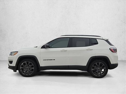 Used 2021 Jeep Compass Latitude FWD image 9