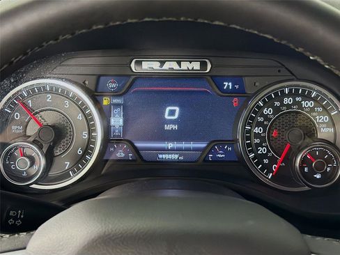 Used 2025 RAM 1500 Big Horn AWD/4WD image 13