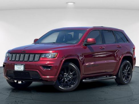 Used 2019 Jeep Grand Cherokee Altitude AWD/4WD image 1