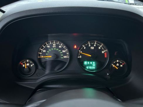 Used 2016 Jeep Patriot Sport image 21