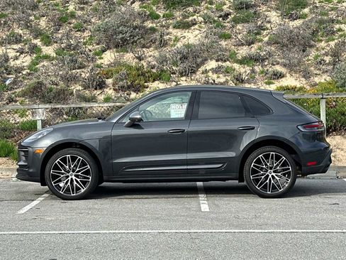Used 2025 Porsche Macan Turbo image 2