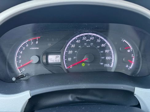 Used 2011 Toyota Sienna LE w/ Towing Pkg AWD/4WD image 15