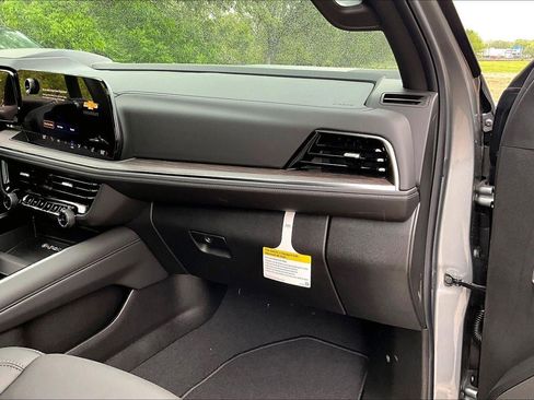 New 2026 Chevrolet Tahoe Z71 w/ Z71 Off-Road Package AWD/4WD image 24