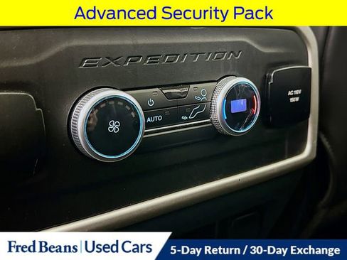 Certified 2022 Ford Expedition Max XLT image 32
