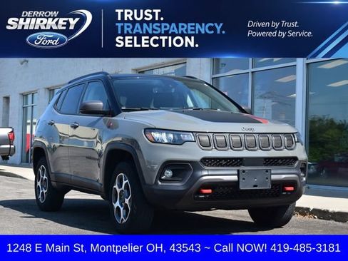 Used 2022 Jeep Compass Trailhawk w/ Sun and Sound Group AWD/4WD image 1