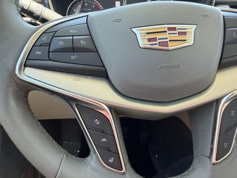 Certified 2023 Cadillac XT5 Premium Luxury FWD image 30