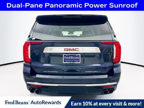 Used 2023 GMC Yukon XL Denali AWD/4WD image 7