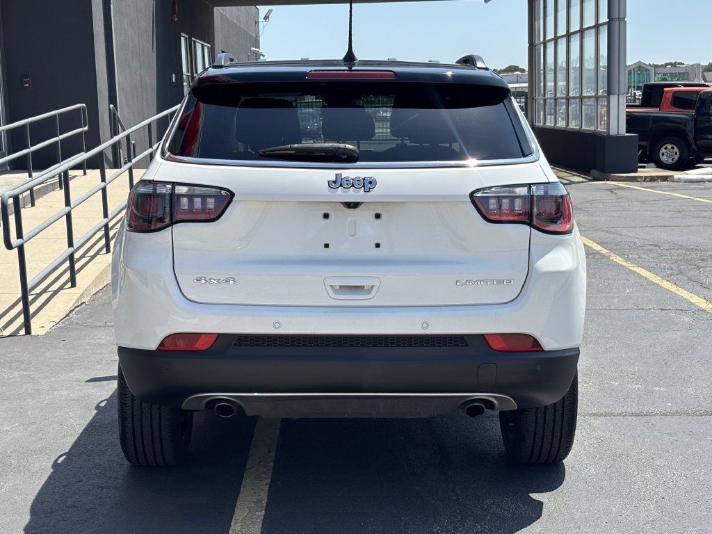 Used 2023 Jeep Compass Limited w/ Elite Group AWD/4WD image 4
