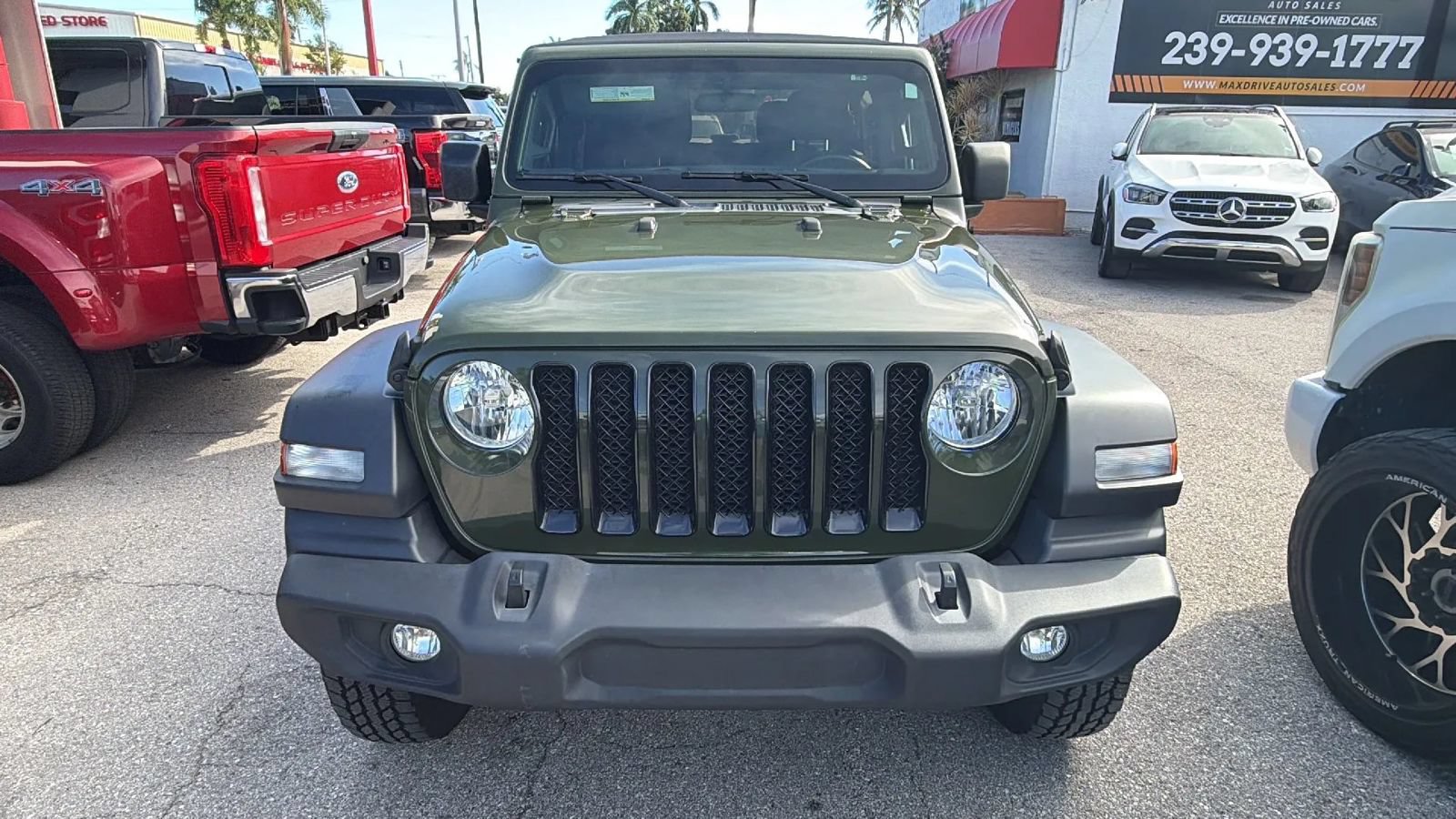 Used 2021 Jeep Wrangler Sport AWD/4WD image 2