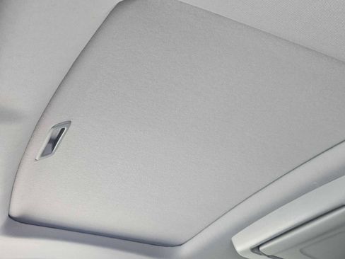 Used 2020 Honda Pilot Touring image 25