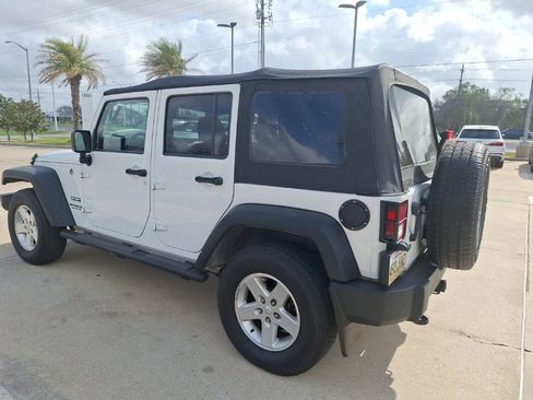 Used 2017 Jeep Wrangler Unlimited Sport w/ Quick Order Package 24S image 3