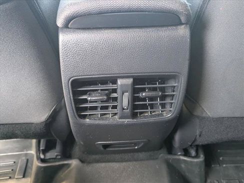 Used 2023 Toyota Corolla Cross LE FWD image 16