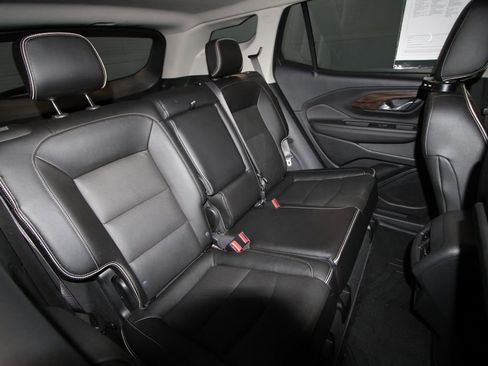 Used 2020 GMC Terrain Denali w/ Denali Premium Package AWD/4WD image 26