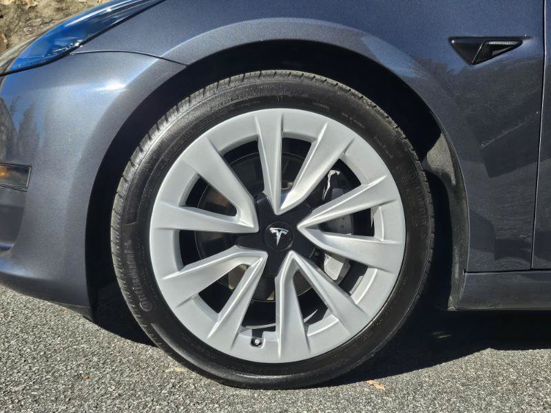 Used 2023 Tesla Model 3 Standard Range RWD image 17