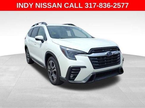 Used 2023 Subaru Ascent Limited AWD/4WD image 2