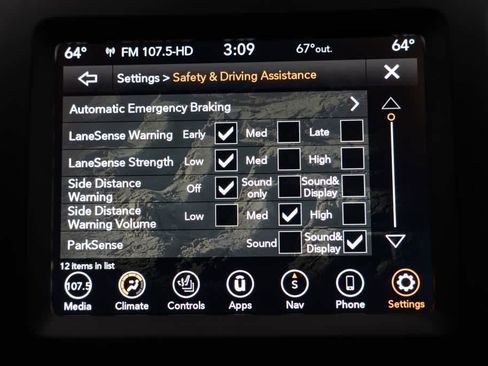 Used 2023 Jeep Cherokee Altitude Lux AWD/4WD image 18