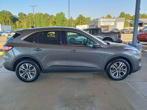 Used 2022 Ford Escape SEL FWD image 6