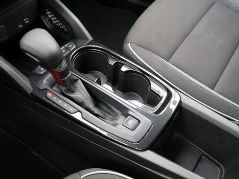 Used 2025 Chevrolet TrailBlazer LT image 30