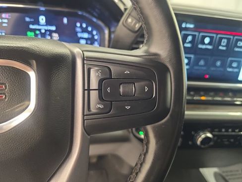 Used 2025 GMC Sierra 1500 SLT AWD/4WD image 31