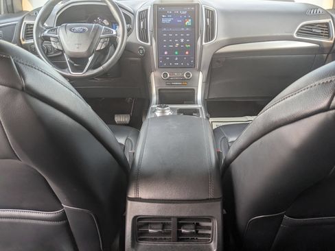 Used 2023 Ford Edge SEL AWD/4WD image 30