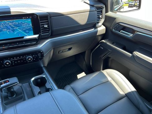 Used 2026 Chevrolet Silverado 1500 LT Trail Boss w/ Convenience Package II AWD/4WD image 41