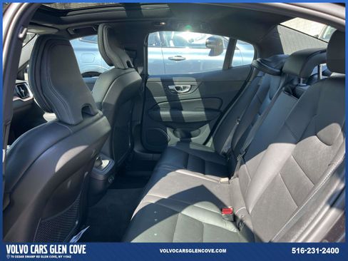 Certified 2023 Volvo S60 B5 Plus w/ Climate Package AWD/4WD image 9