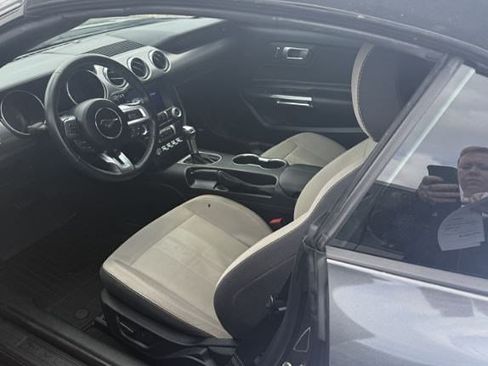 Used 2020 Ford Mustang Convertible w/ Equipment Group 101A RWD image 3