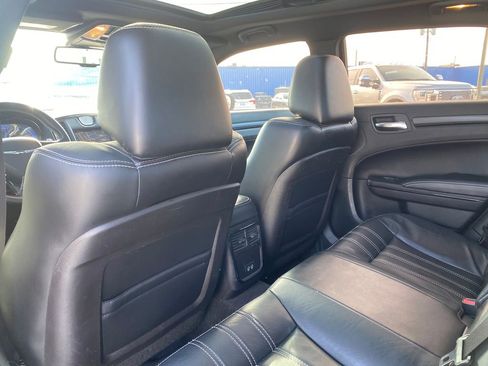 Used 2015 Chrysler 300 S w/ 300S Premium Group image 15