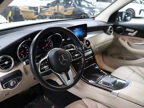 Used 2022 Mercedes-Benz GLC 300 image 12