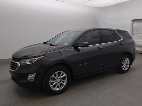 Used 2020 Chevrolet Equinox LT FWD image 2