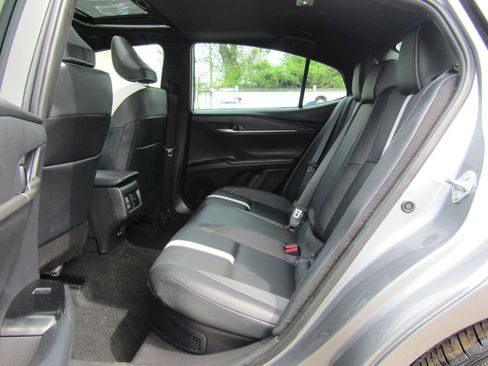 Used 2026 Toyota Camry SE w/ Multimedia Upgrade Package image 12