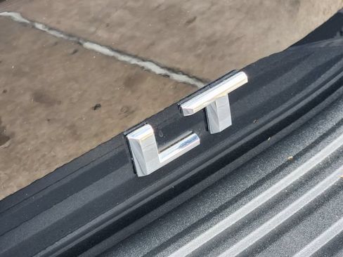Used 2023 Chevrolet Tahoe LT RWD image 12