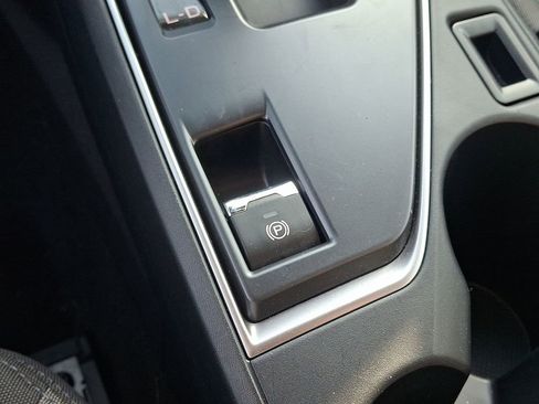 Used 2024 Subaru Impreza 2.0i image 24