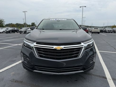 Used 2023 Chevrolet Equinox LT image 2