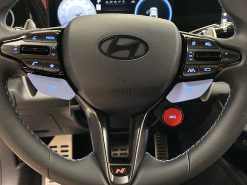 New 2026 Hyundai Elantra N FWD image 16