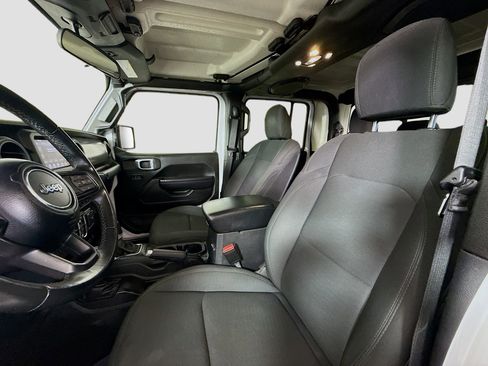 Used 2021 Jeep Gladiator Sport image 22