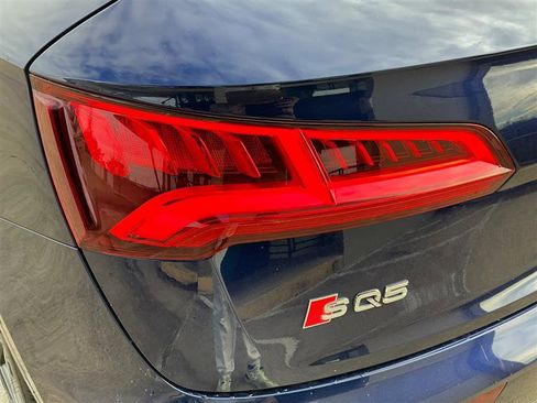 Used 2018 Audi SQ5 Premium Plus w/ S Sport Package image 20