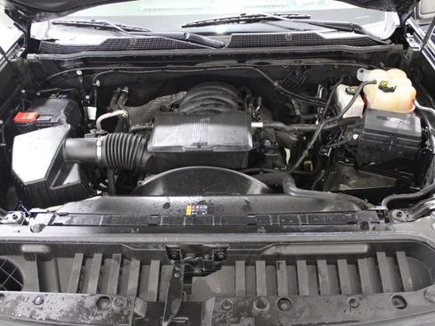 Used 2022 Chevrolet Silverado 2500 Custom w/ Custom Value Package image 46