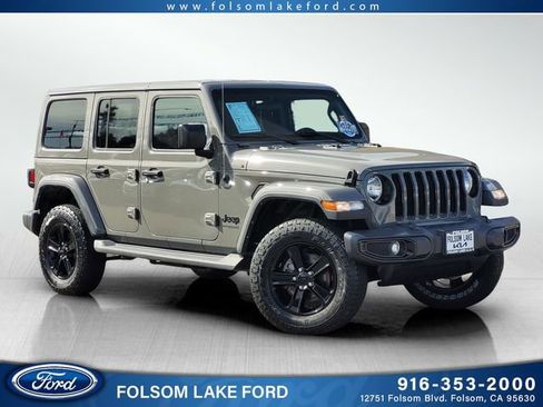 Used 2021 Jeep Wrangler Unlimited Sahara image 1