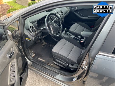 Used 2016 Kia Forte EX FWD image 5