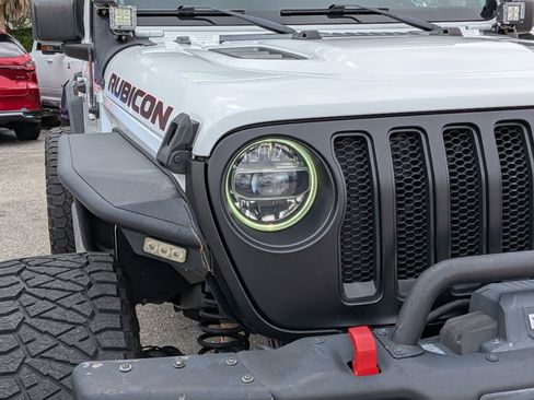 Used 2020 Jeep Wrangler Unlimited Rubicon AWD/4WD image 10