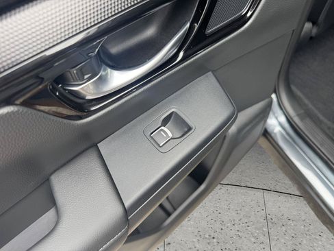 Used 2025 Honda CR-V EX-L image 31