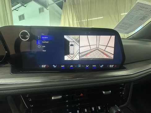 Used 2025 Chevrolet Tahoe LT AWD/4WD image 26
