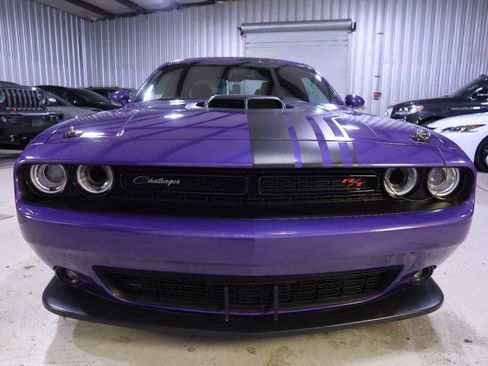Used 2019 Dodge Challenger R/T Scat Pack w/ Shaker Package image 8