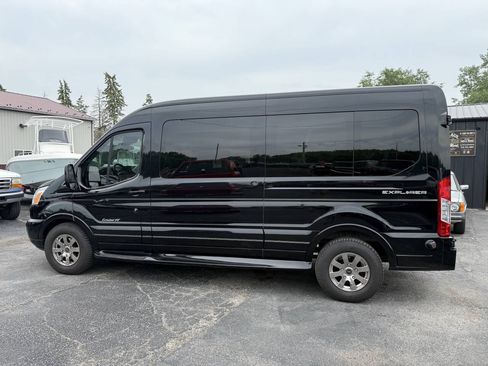 Used 2018 Ford Transit 250 148 Medium Roof w/ Exterior Upgrade Package RWD image 2