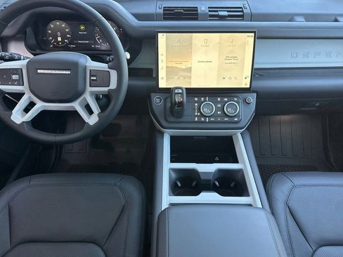 New 2026 Land Rover Defender 110 S image 4