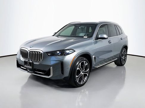 Used 2026 BMW X5 sDrive40i w/ Executive Package image 1